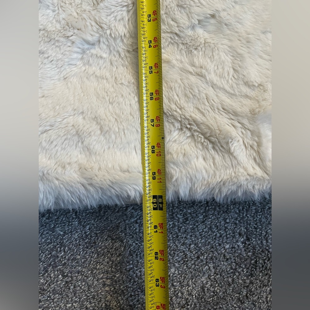 Pottery barn teen fur sleeping bag - Picture 6 of 7